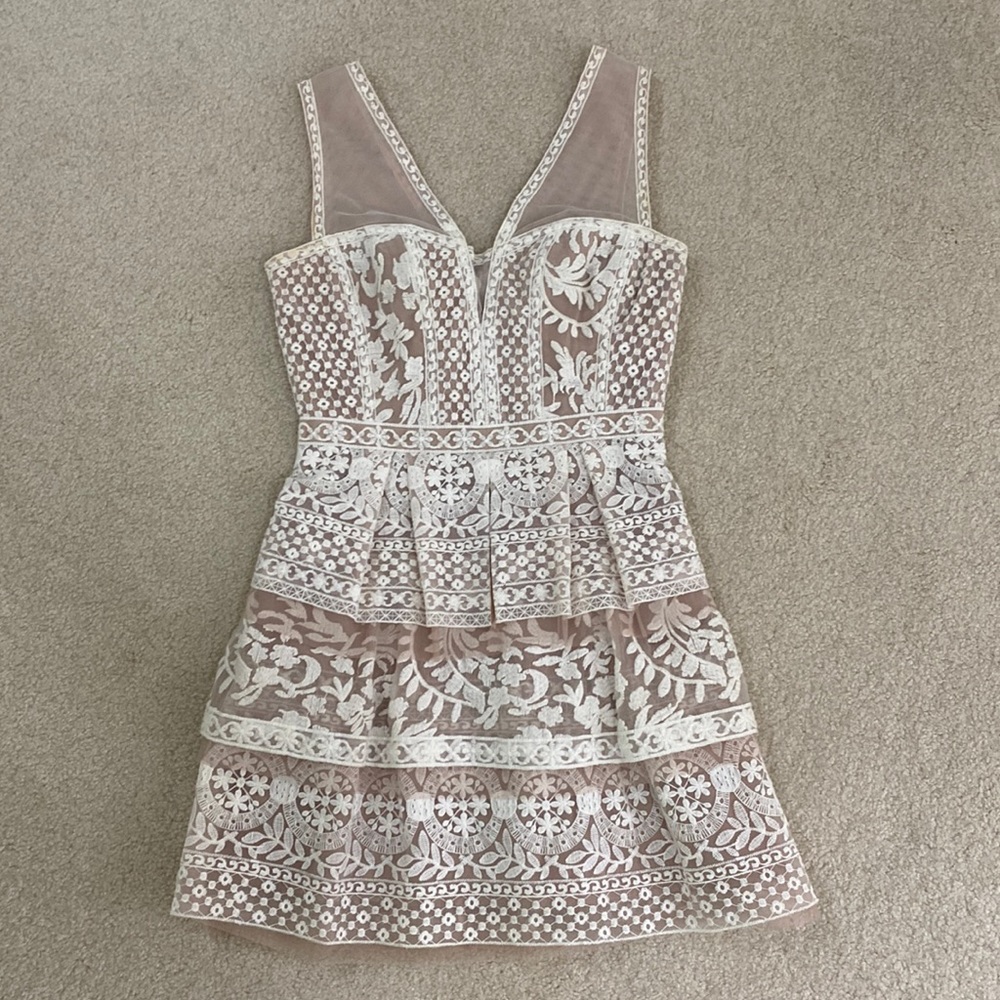 BCBG Maxazria dress size 2, worn twice, great condition